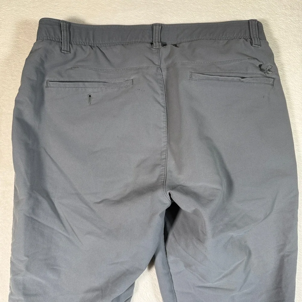 Under Armour Men's Gray Flat Front Straight Leg Chino‎ Golf Pants Size 36x32